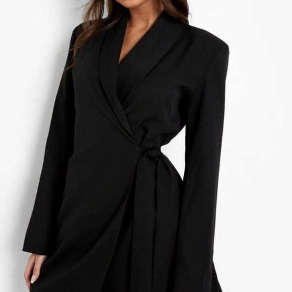 BLACK BLAZER DRESS - Picture 4 of 5